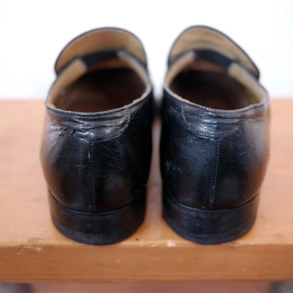 Vintage Grenson Footmaster Black Pebble Grain Leather Sole Loafers ENGLAND 7 40